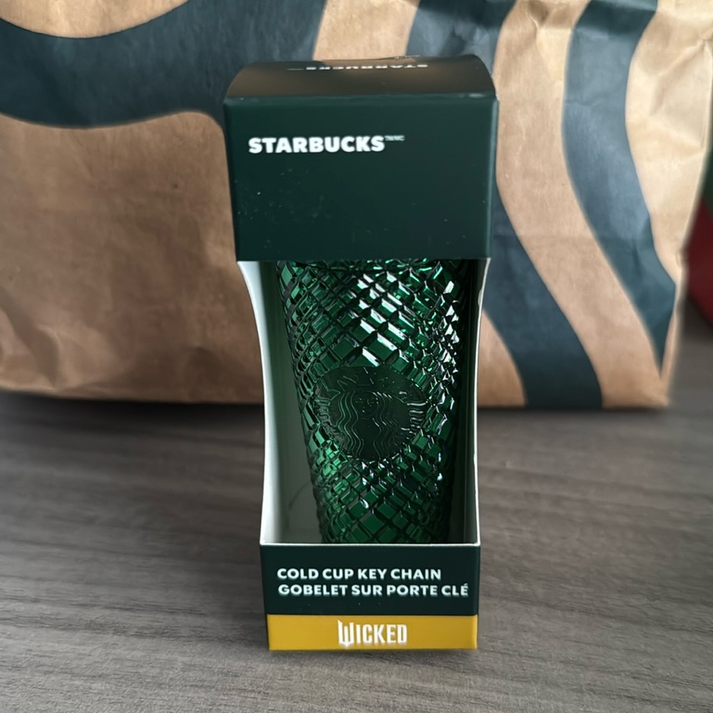 Wicked Starbucks Elphaba Green  Christmas Ornament Keychain never opened